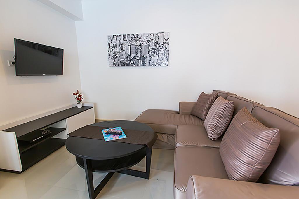 Ruamchok Ocean View Lägenhet Pattaya Exteriör bild