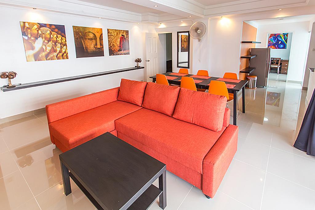 Ruamchok Ocean View Lägenhet Pattaya Exteriör bild
