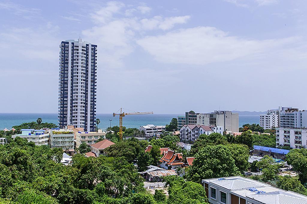 Ruamchok Ocean View Lägenhet Pattaya Exteriör bild